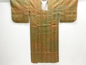 未使用品　菱模様織出し暈し雨コート